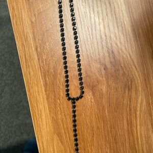 Tova Y necklace black